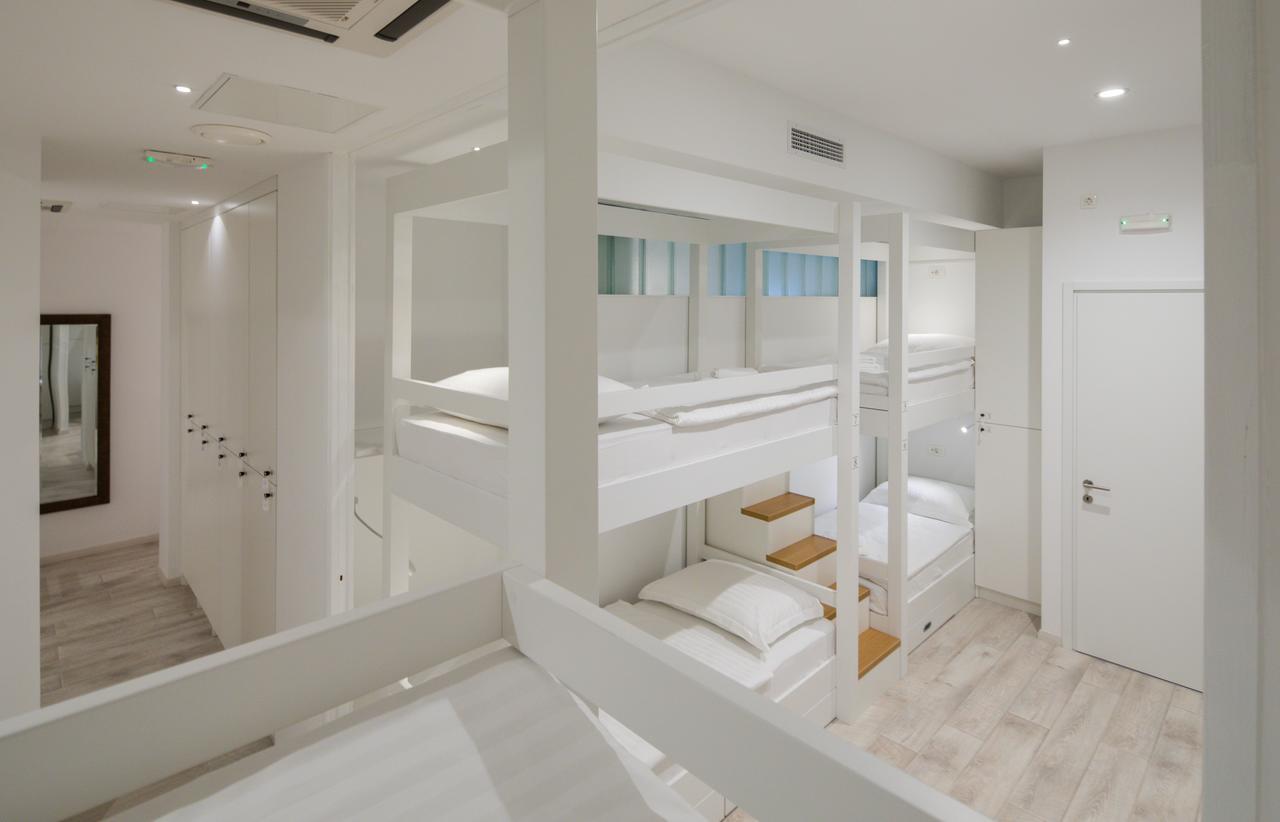 Boutique Hostel Posteya سبليت المظهر الخارجي الصورة